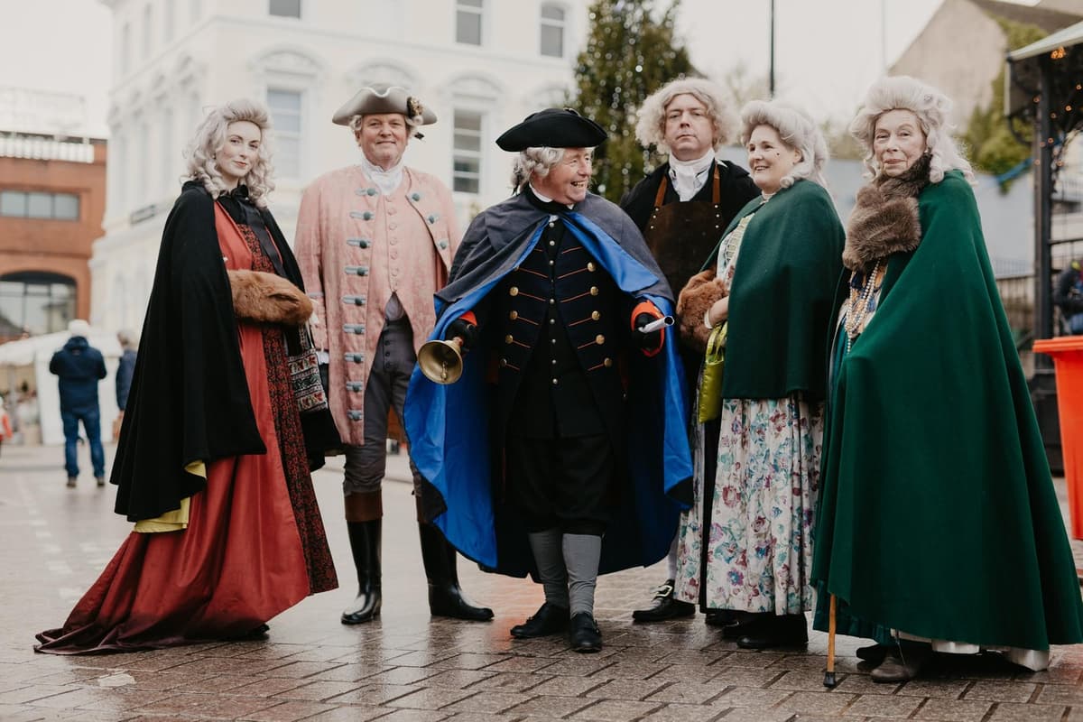 Turning Back Draw Turning back the clock: Armaghโs Georgian Festival returns this November