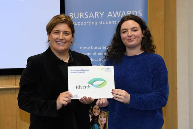 Katie Ritchie (Belfast) received the idverde Foundation Degree student bursary from Bronagh Vallely (Commercial Director, idverde) at the CAFRE Greenmount Campus Bursary Awards event.