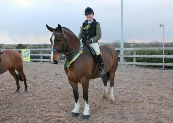 Sophie Anstey and Off The Island, Cob Champion