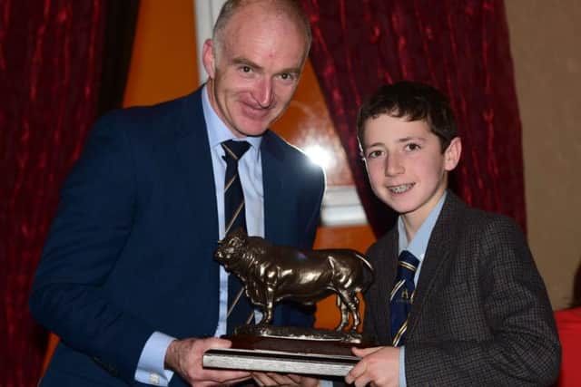 Irish Limousin Bull Trophy was won by W J & J McKay for achieving the highest price for a Limousin in 2018.  Presented by Finbar O'Brien to Kile Diamond on behalf of W J & J McKay