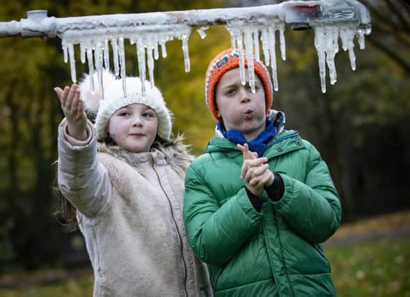 Pictured is Sophie (10) and Lucas (7)  warning about the effects of a frozen pipe this winter