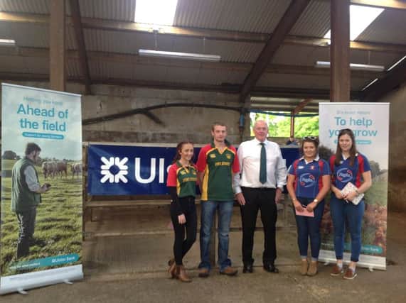 YFCU members from Co Tyrone with Ulster Banks Agri Lending Manager, Michael Stewart at the 2016 Beef and Sheep Stock Judging heats.