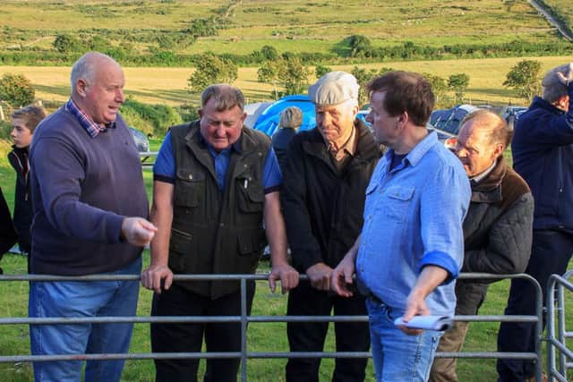 The supplier, Dessie Patterson and the buyer of lambs, Gary Foster of Linden Foods discuss the marketing of lambs. Dessie supplies his lambs through Strangford Down Lamb Marketing Group.